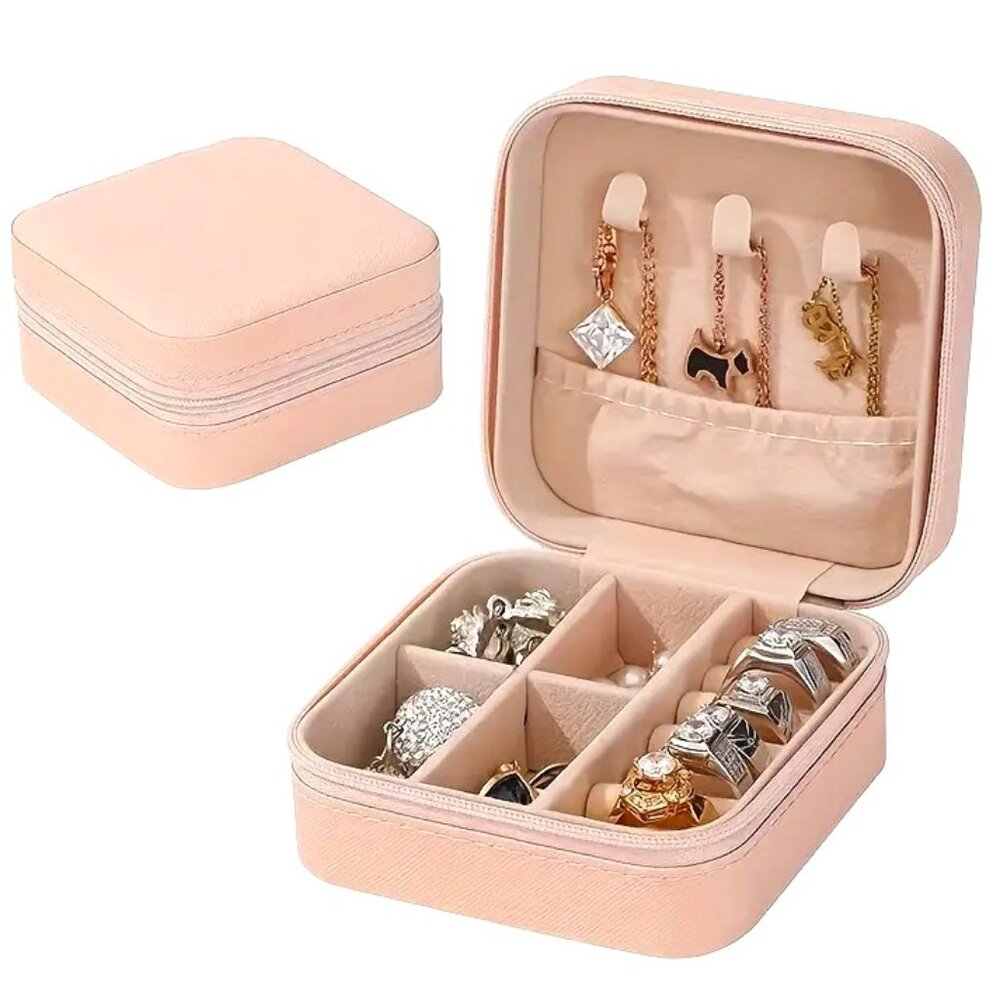 TRAVEL JEWELRY BOX in Blush Pink